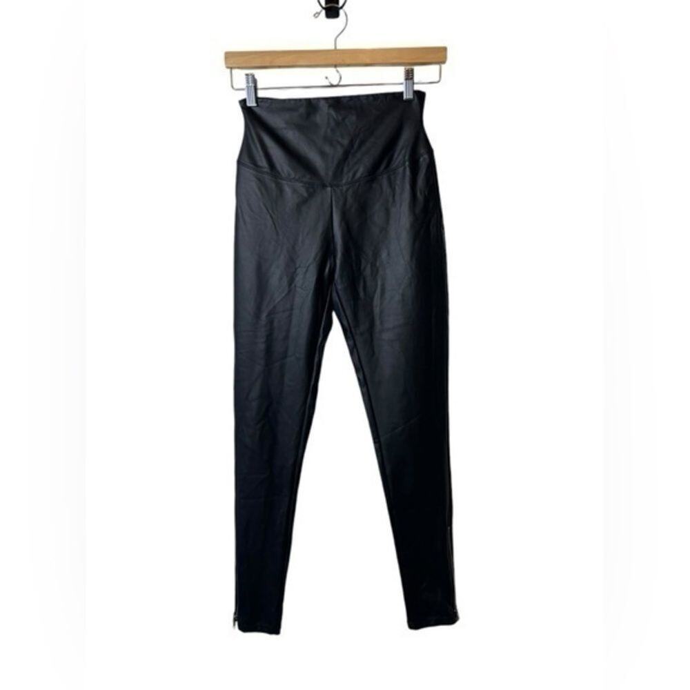 YUMMIE | black leggings small faux leather